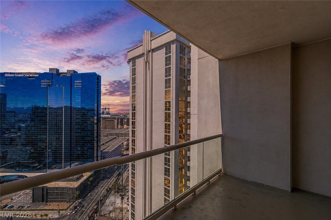 Photo 26 of 29, 135 E HARMON Avenue #3209