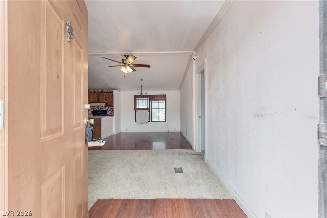 Photo 9 of 29, 620 W Gretta Lane