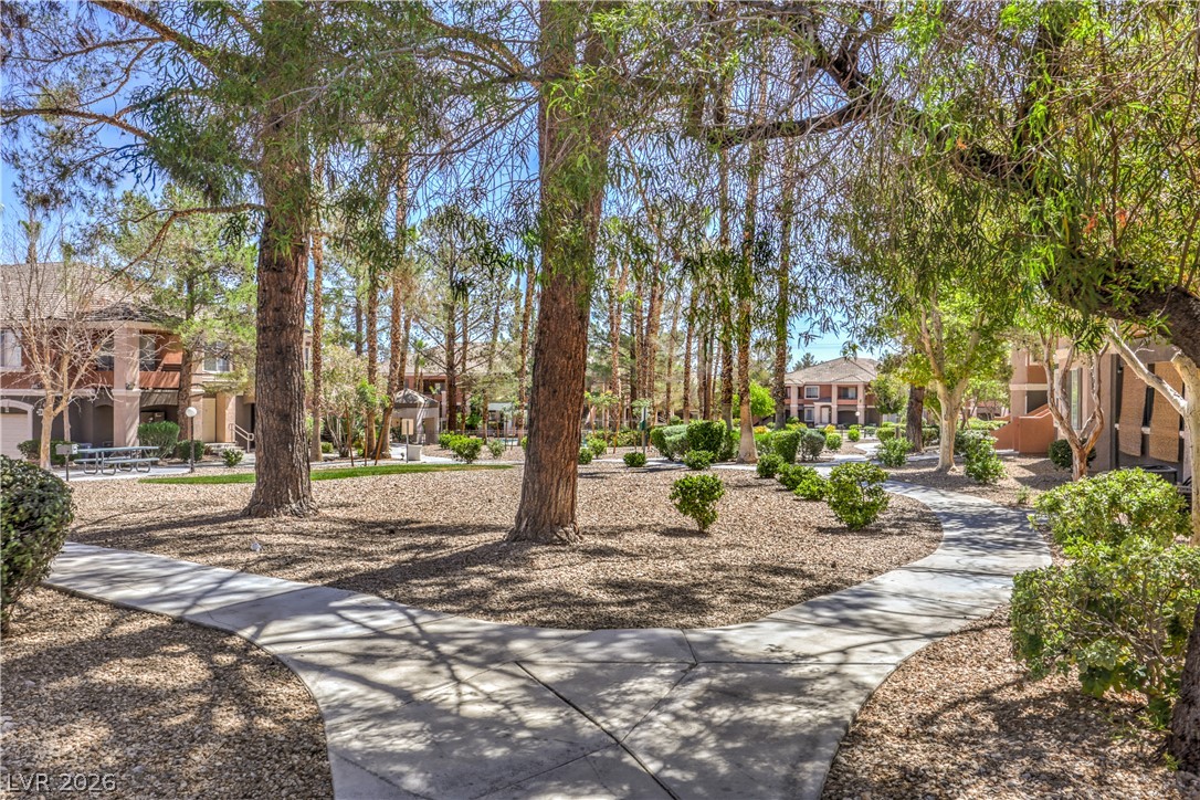 Photo 29 of 35, 1509 Blackcombe Street #204