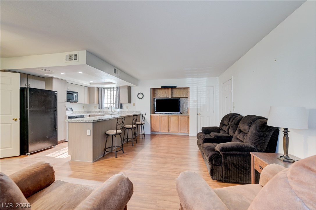 Photo 10 of 45, 101 Luna Way #136