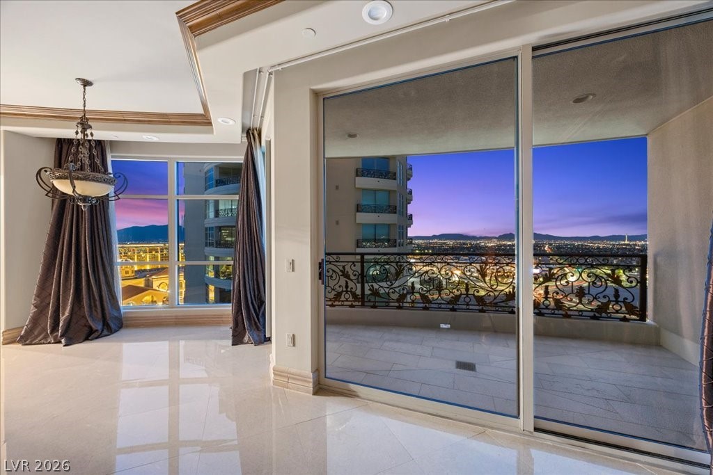 9103 Alta Drive #1207, Las Vegas 89145