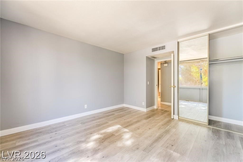 Photo 19 of 28, 205 E Harmon Avenue #409