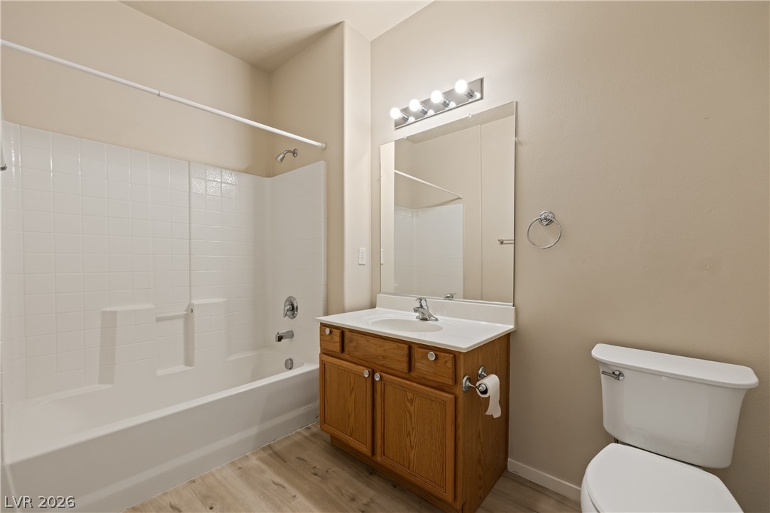 Photo 14 of 28, 724 Hardy Way #E