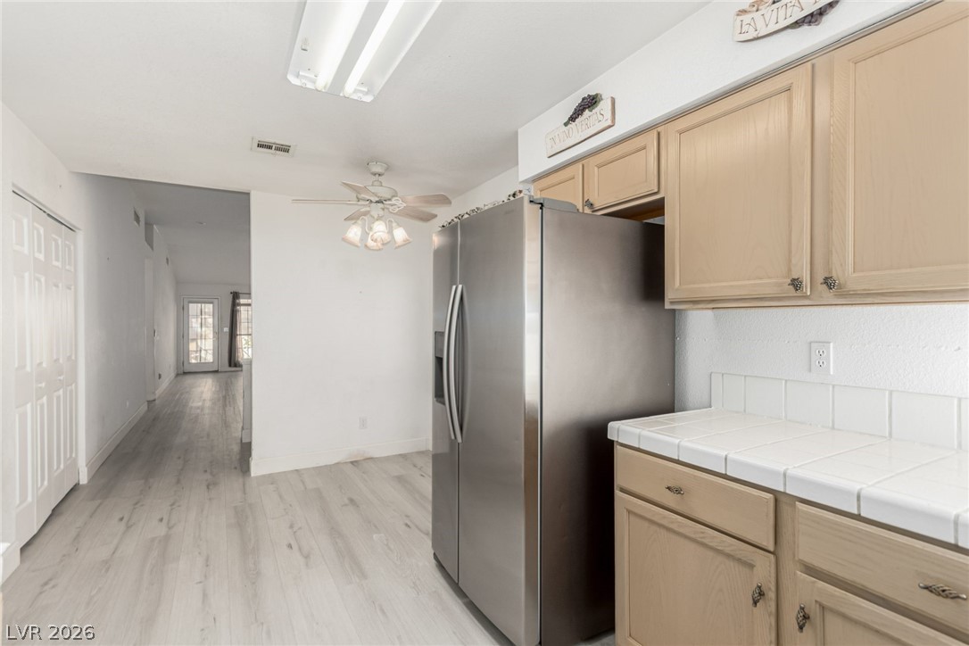 Photo 12 of 31, 4908 Winterset Drive