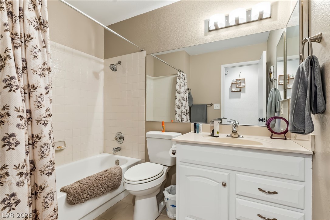 Photo 13 of 27, 2136 Pebble Creek Lane