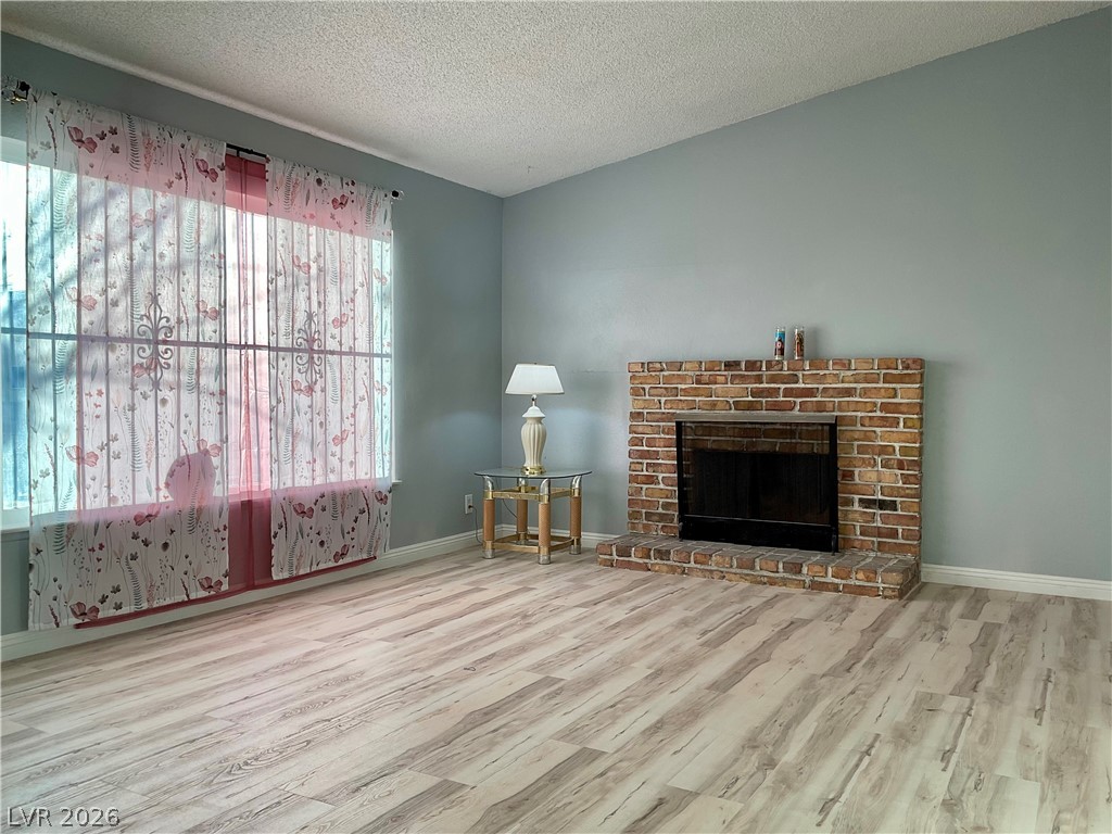 Photo 10 of 41, 1312 N N Street
