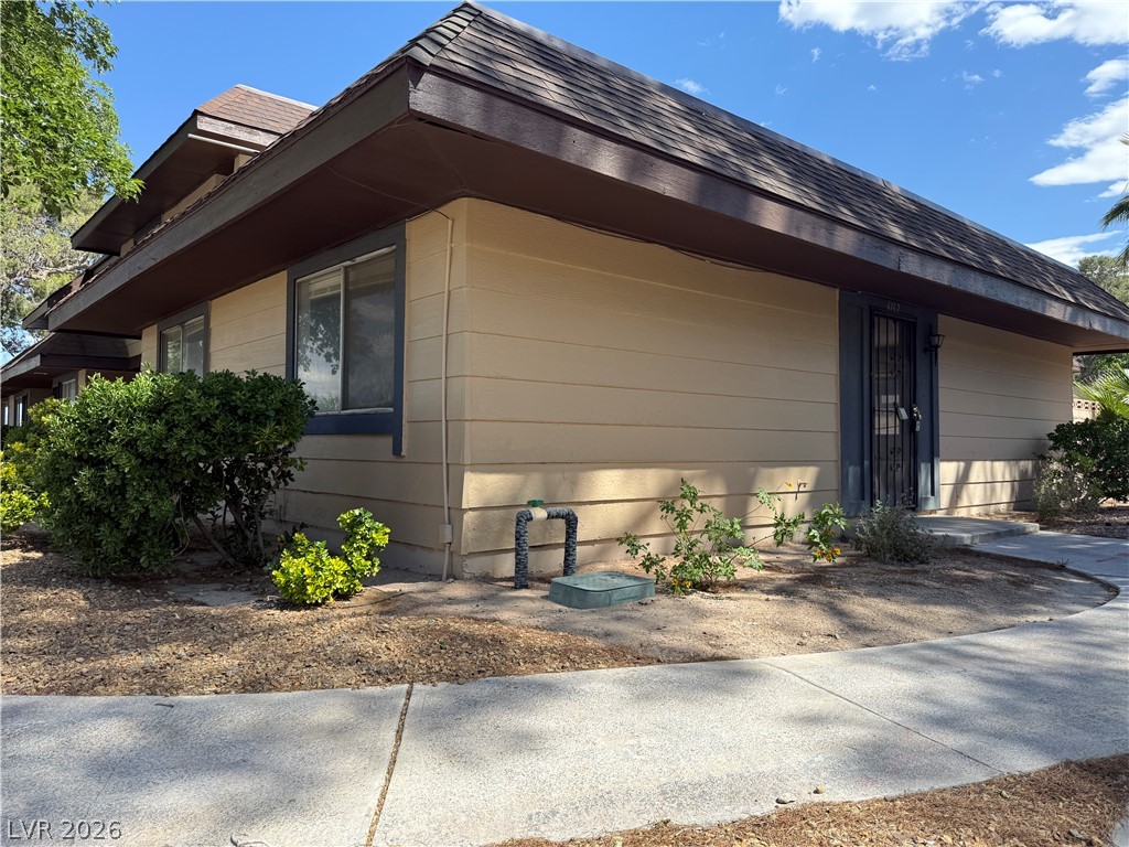 6162 Meadow Vista Lane, Las Vegas 89103