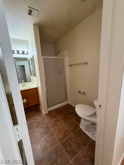 Photo 14 of 29, 2200 Highpointe Drive #201