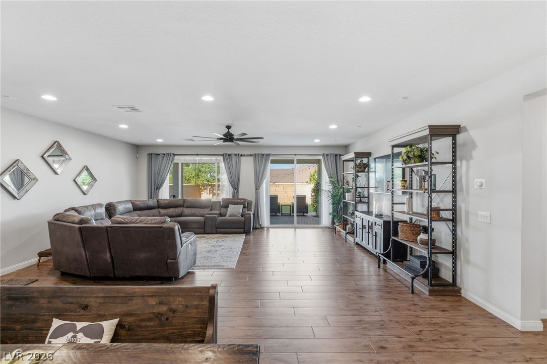 Photo 6 of 44, 6380 Regina Ridge Street