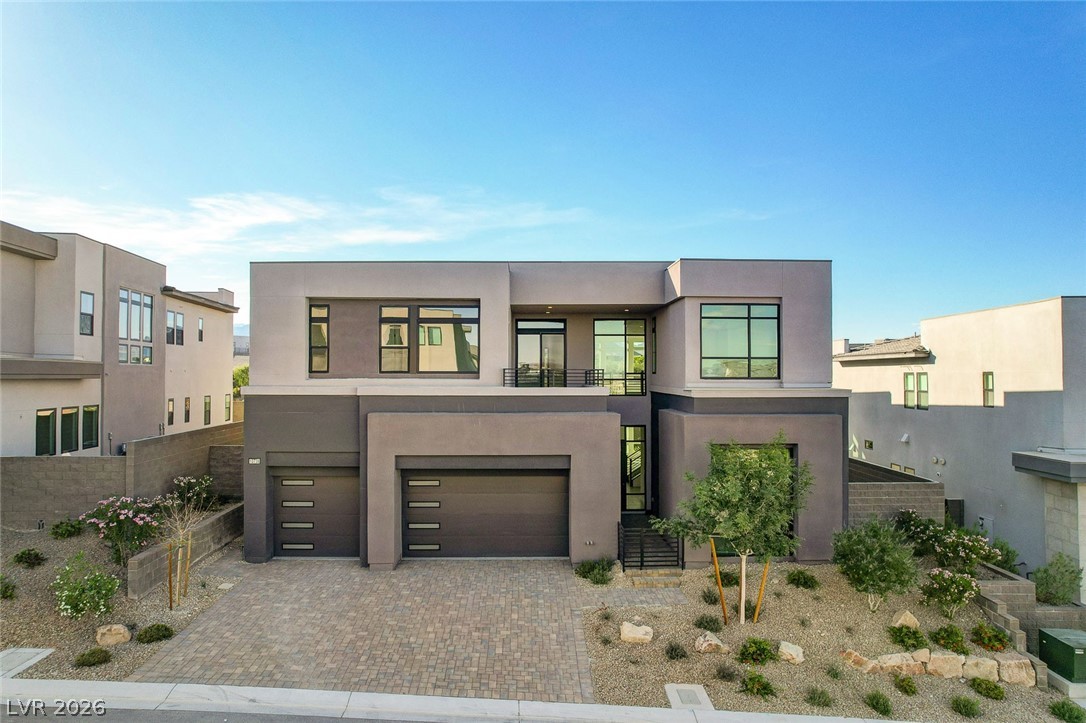 10738 Desert Heights Avenue, Las Vegas 89135