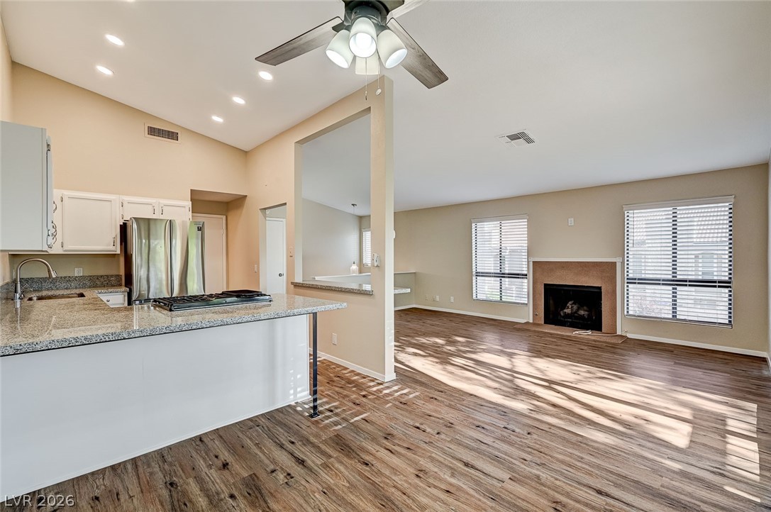 Photo 5 of 1305 Capri Drive #D