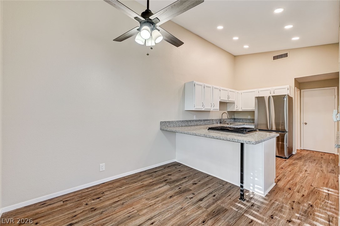Photo 7 of 28, 1305 Capri Drive #D