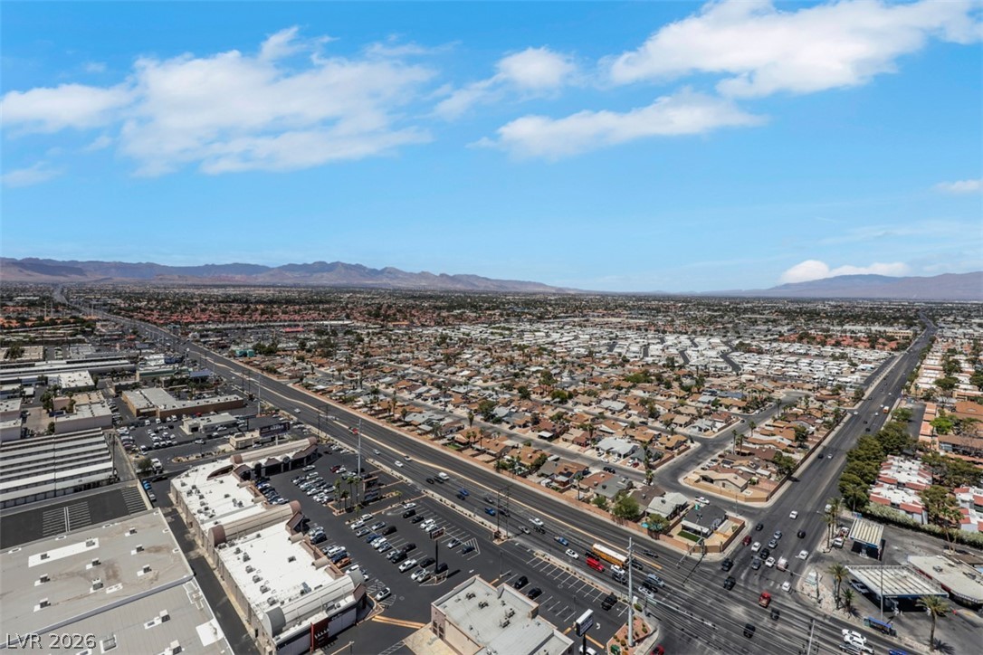 Photo 25 of 28, 4381 W Flamingo Road #3003