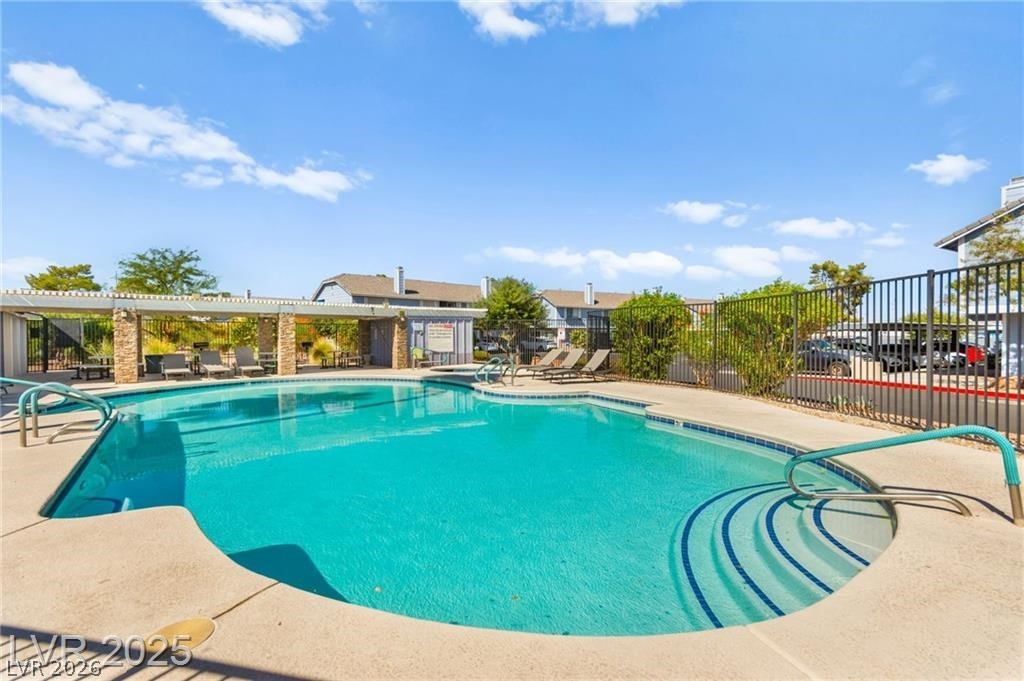 5831 Medallion Drive #101, Las Vegas 89122