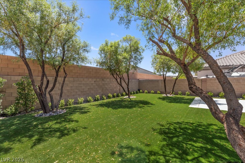 Photo 31 of 44, 225 Saint Elmo Circle