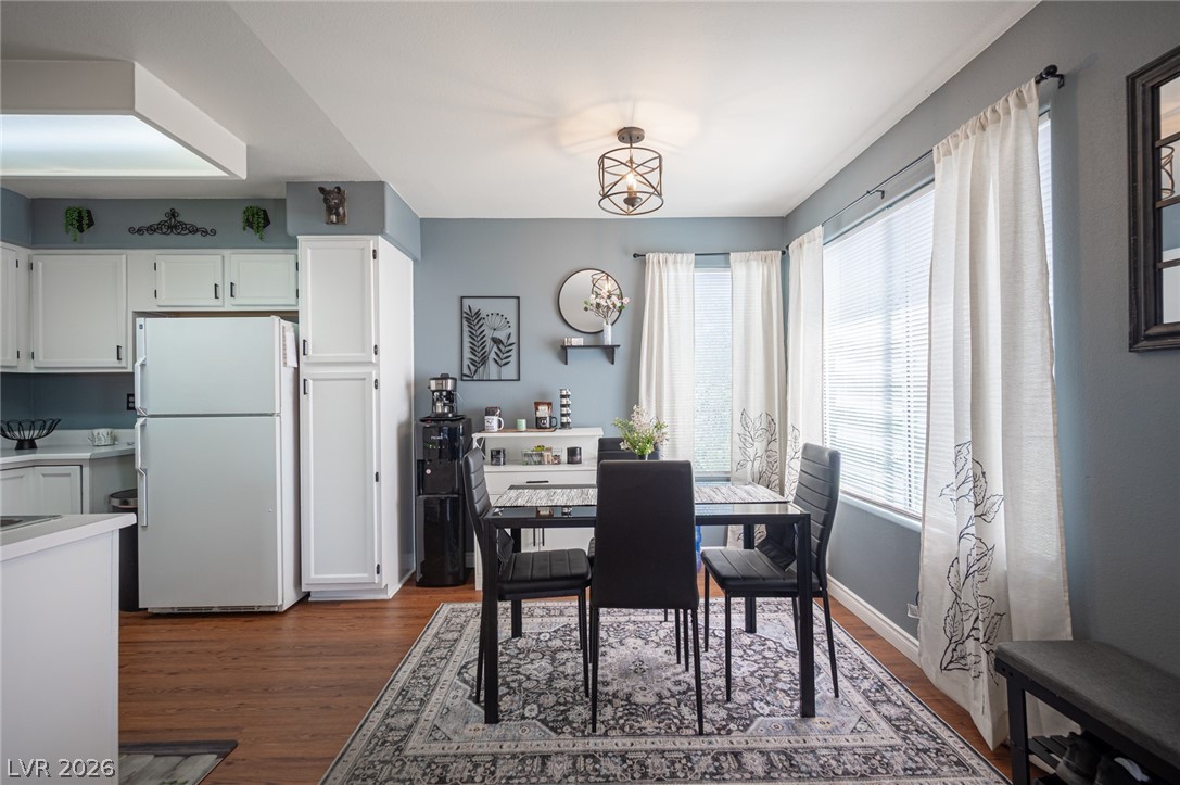 Photo 12 of 44, 3425 E Russell Road #251