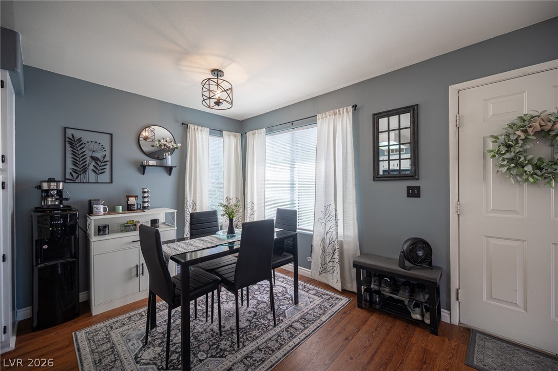 Photo 13 of 44, 3425 E Russell Road #251
