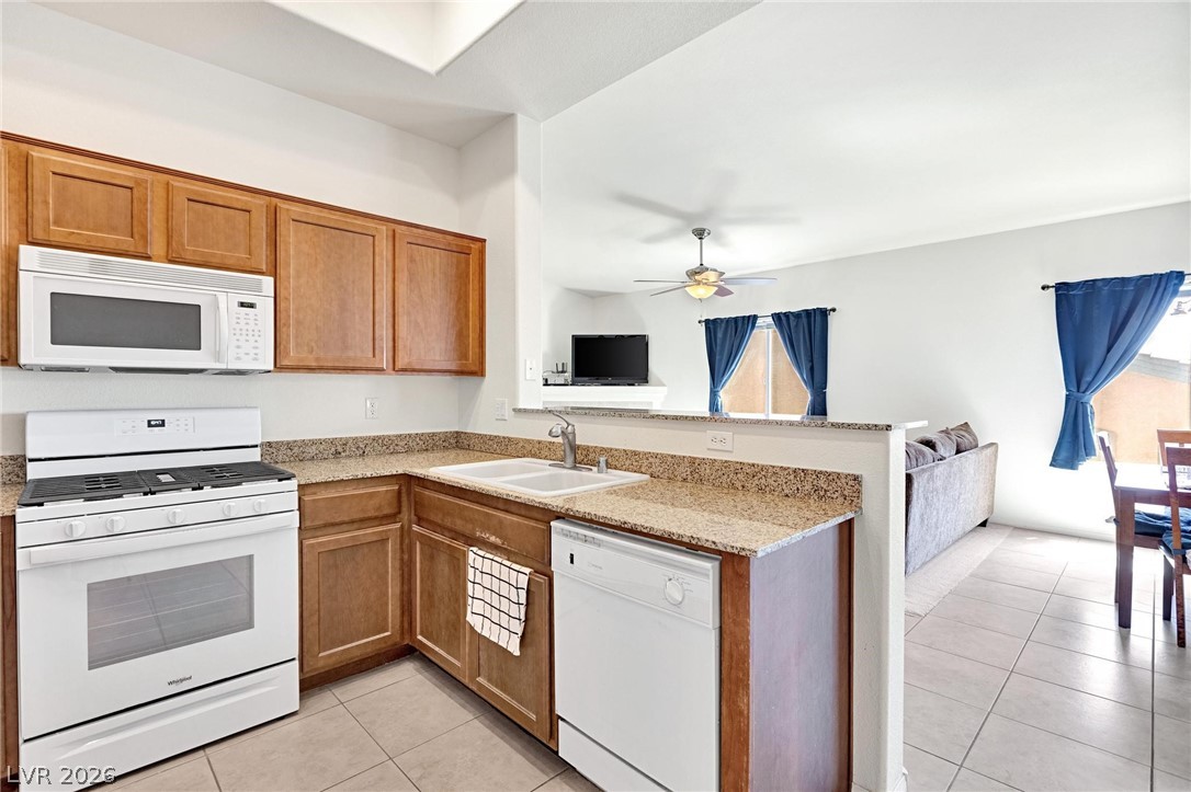 Photo 4 of 8805 Jeffreys Street #2054