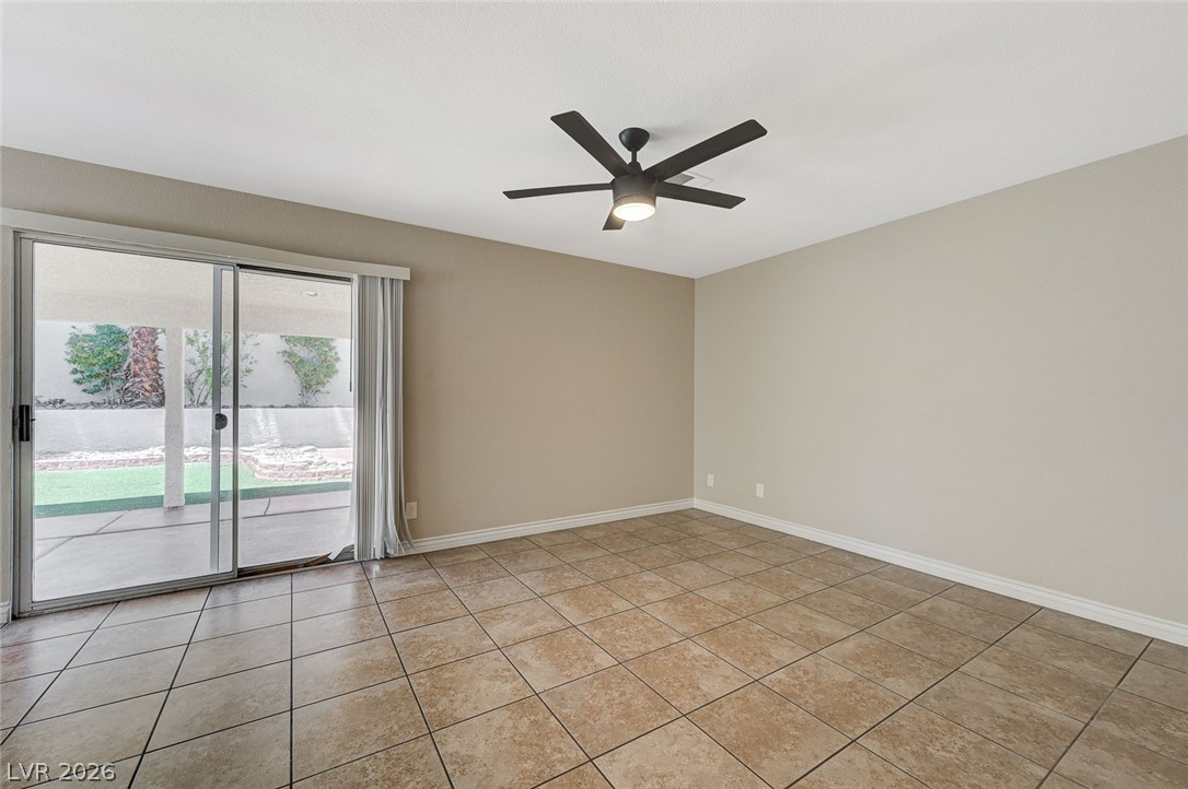 Photo 37 of 71, 2333 Jasmine Garden Drive
