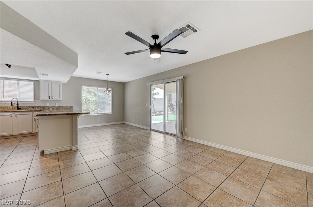 Photo 38 of 71, 2333 Jasmine Garden Drive