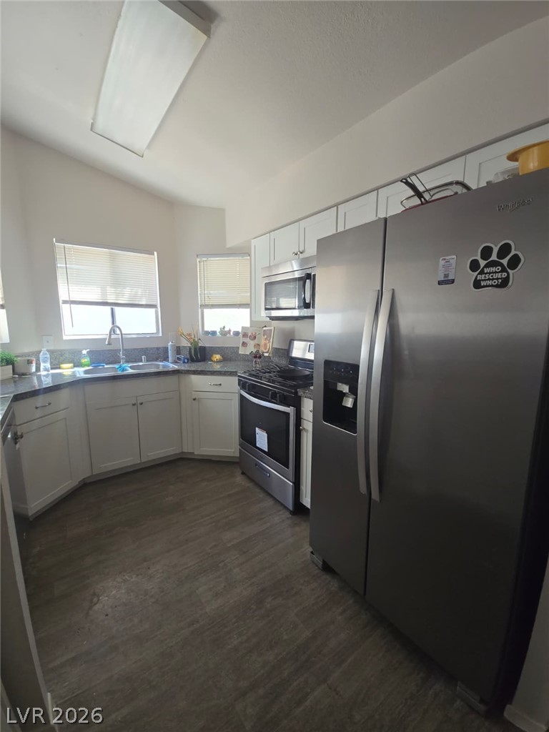 Photo 5 of 5772 Cinnabar Avenue