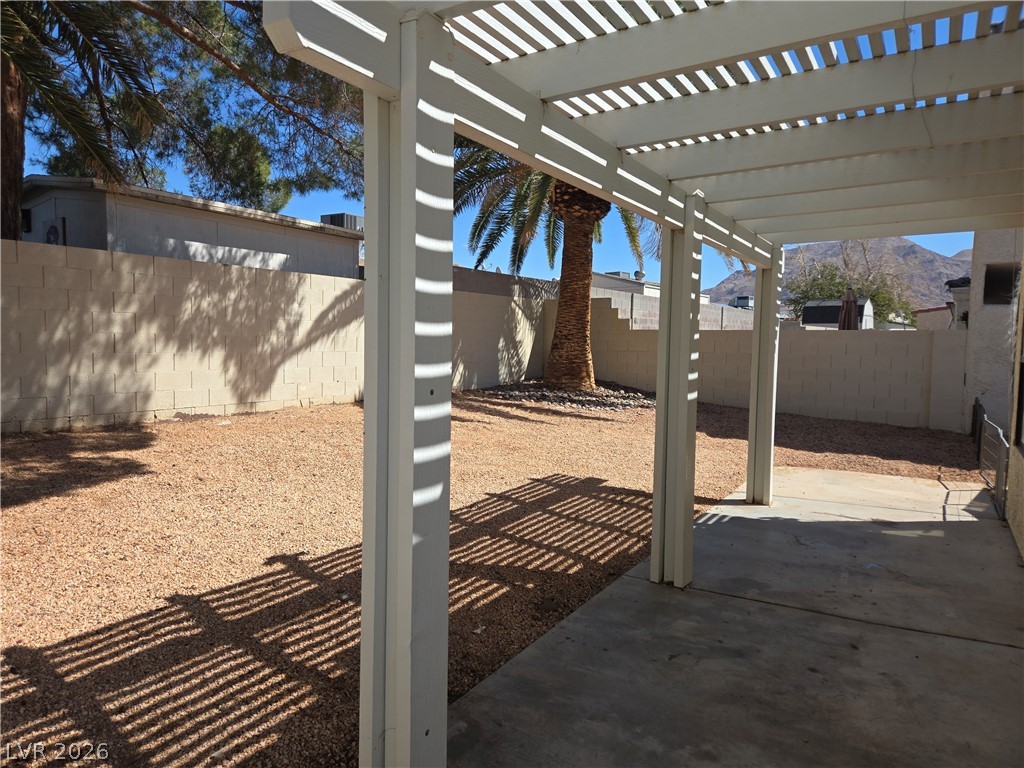 Photo 13 of 15, 5772 Cinnabar Avenue