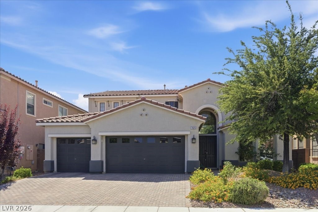 Photo 9 of 35, 7025 Puetollano Drive