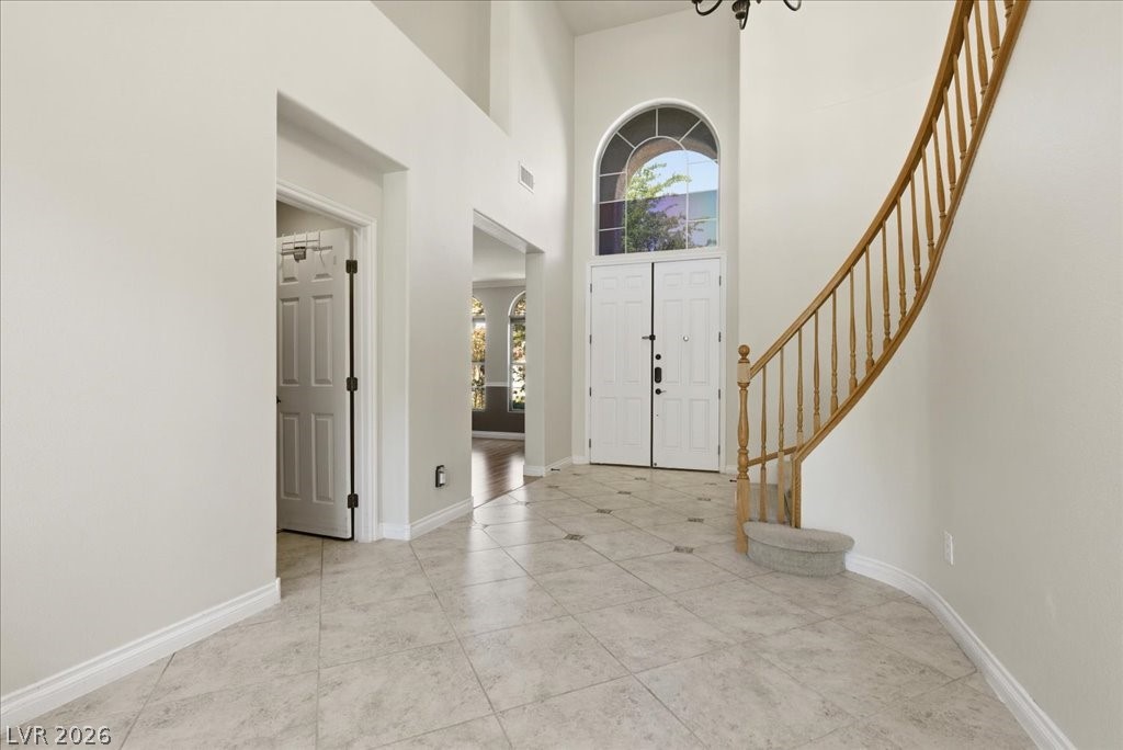 Photo 12 of 35, 7025 Puetollano Drive