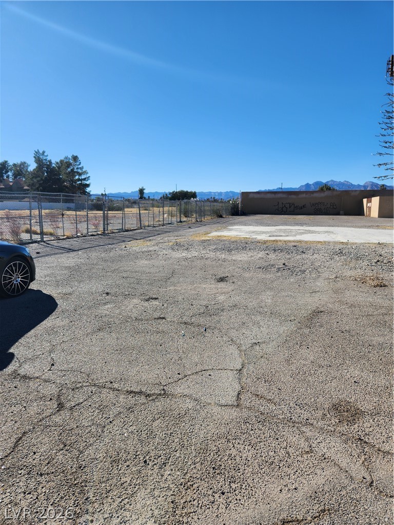 Photo 3 of 1859 N Decatur Boulevard