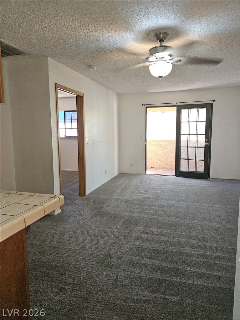 Photo 17 of 41, 4121 Gannet Circle #412