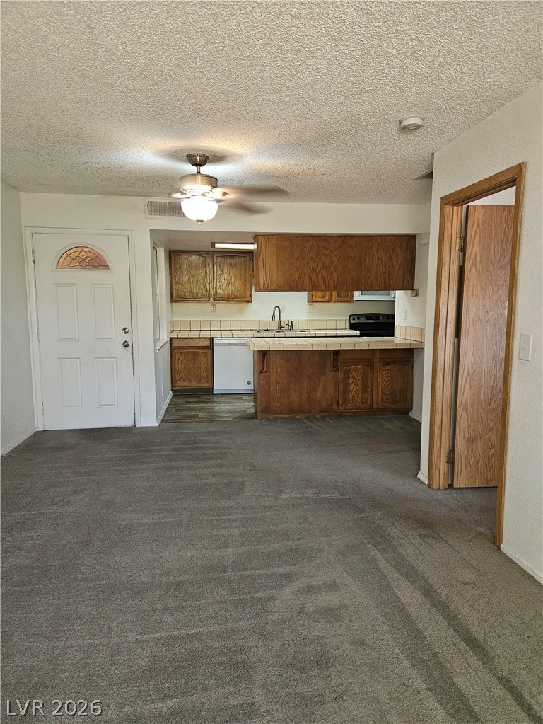 Photo 18 of 41, 4121 Gannet Circle #412