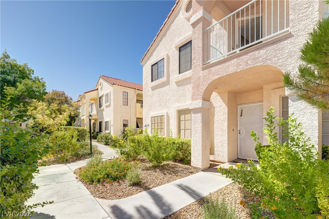 Photo 30 of 31, 4835 S Torrey Pines Drive #104