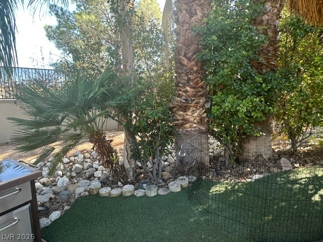 Photo 18 of 30, 8175 Arville Street #205