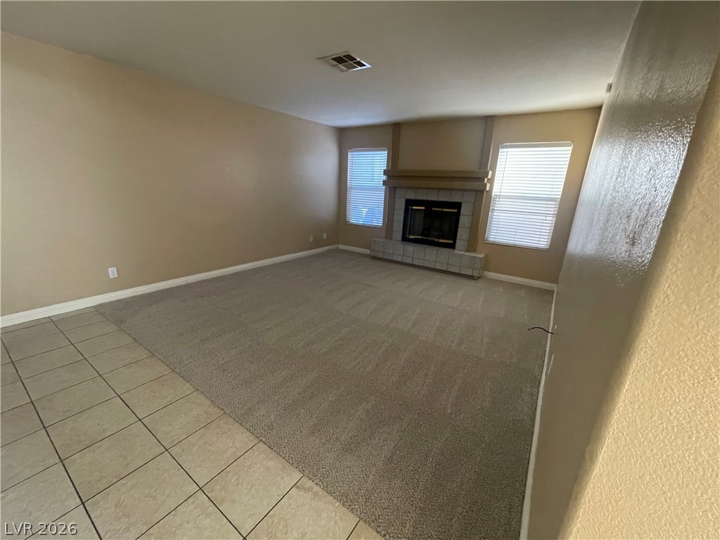 Photo 5 of 1420 Desert Hills Drive