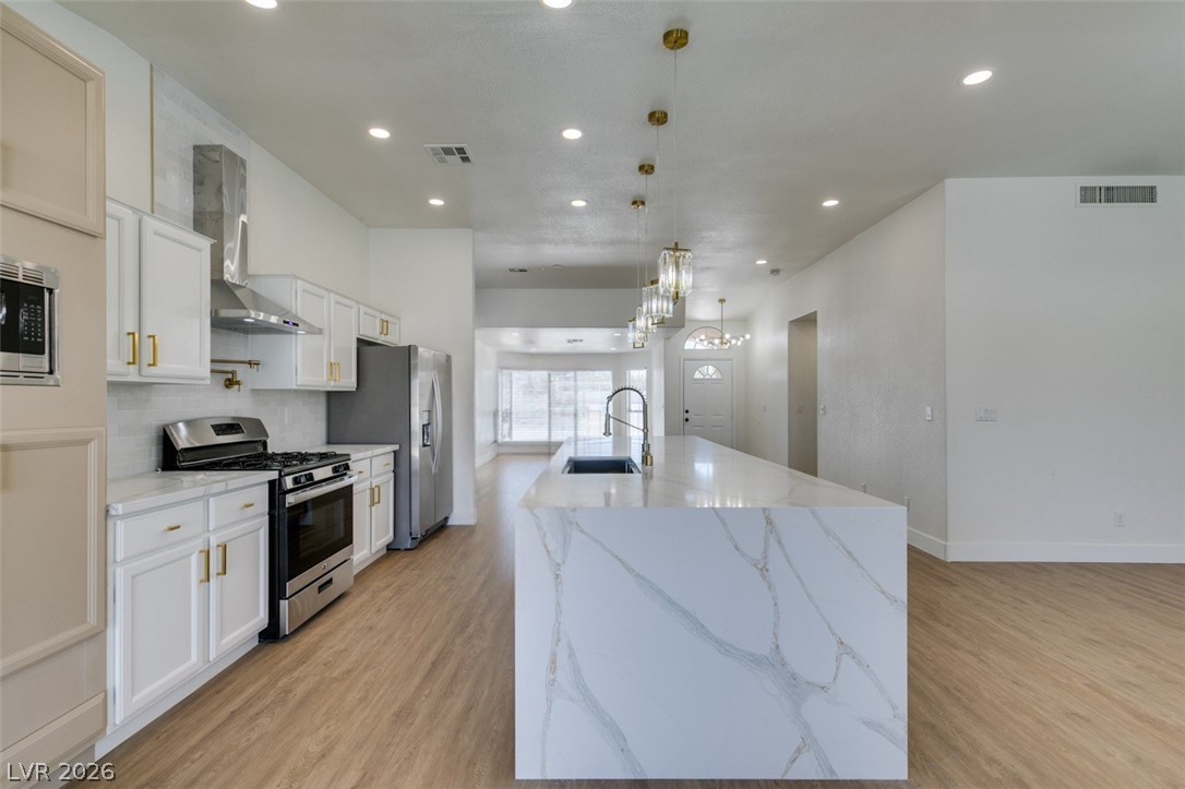 Photo 8 of 24, 7824 Villa Finestra Drive