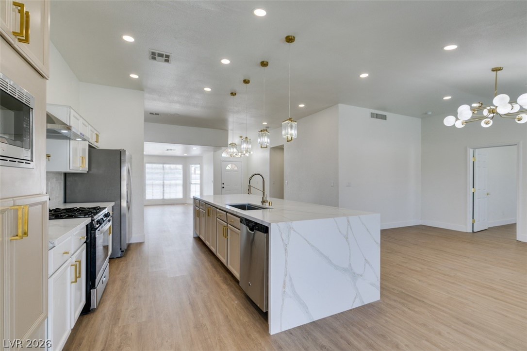 Photo 10 of 24, 7824 Villa Finestra Drive