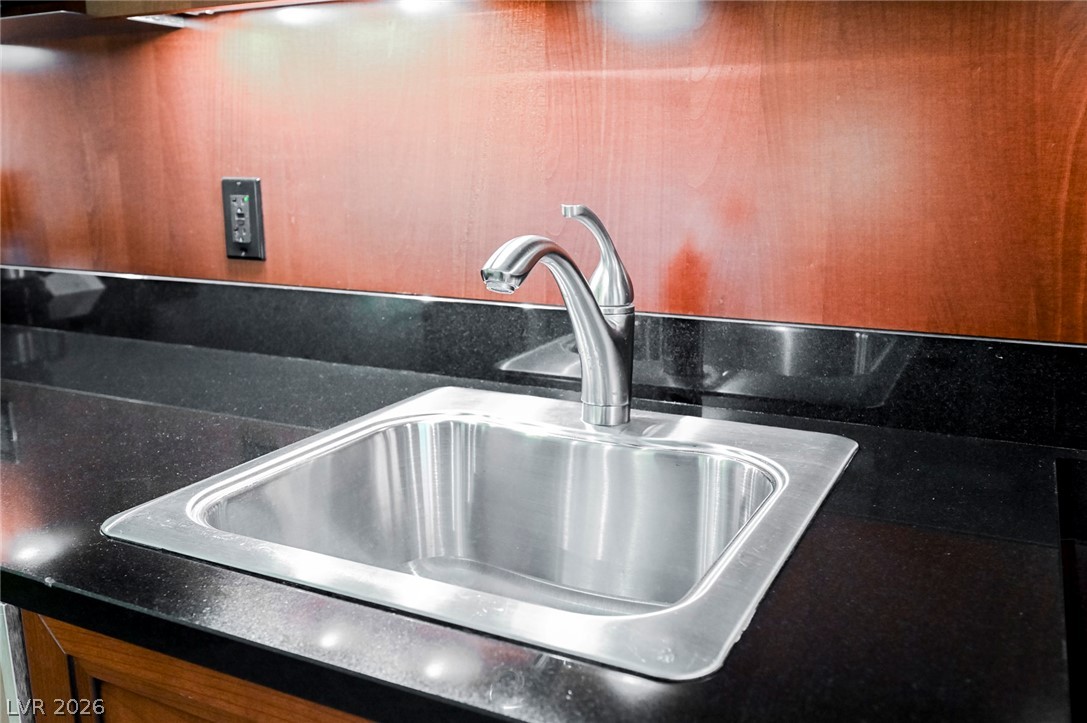 Photo 14 of 56, 125 E HARMON Avenue #3309