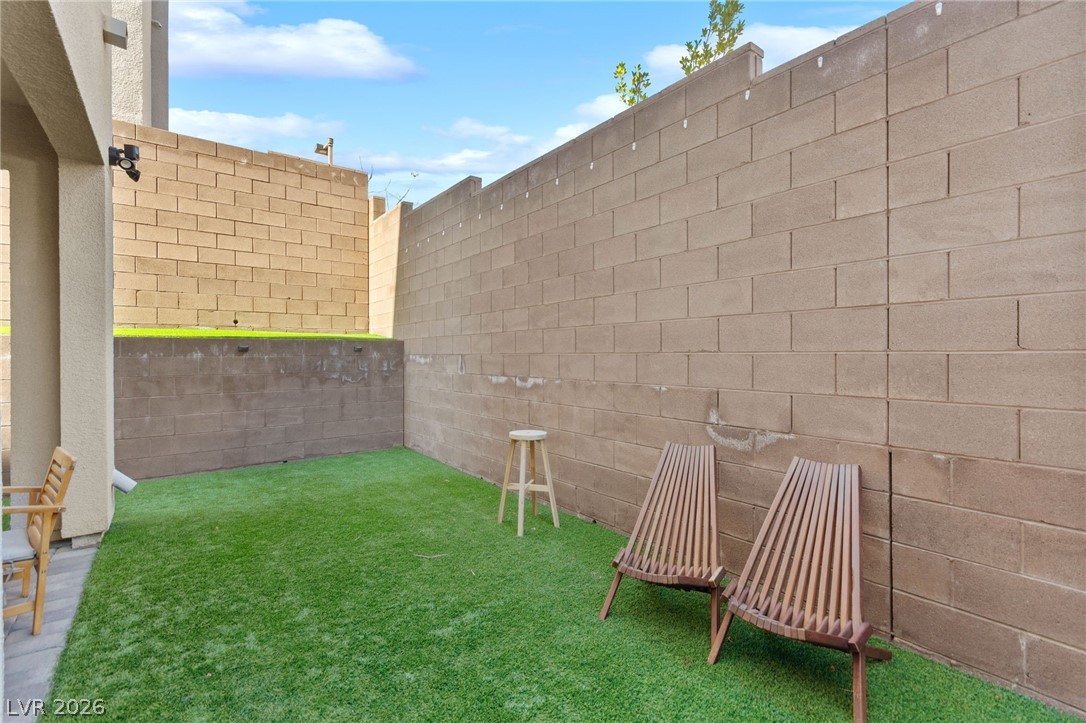 Photo 8 of 42, 667 Angel Aura Street