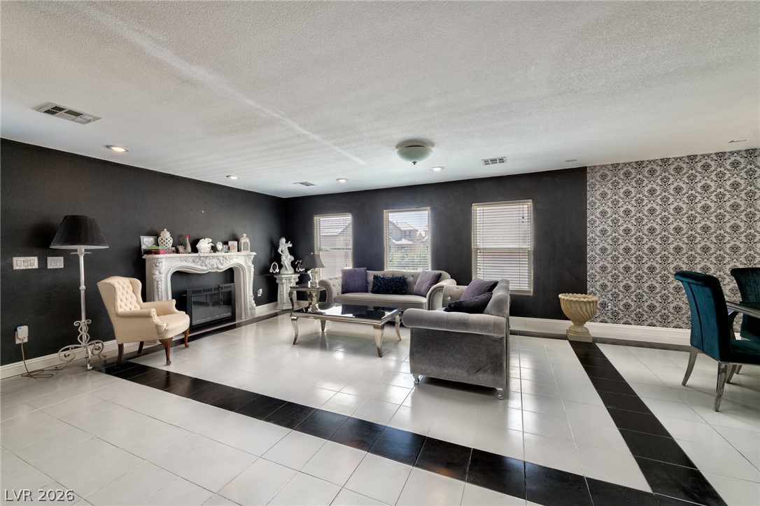 Photo 10 of 26, 29 Marble Apex Avenue