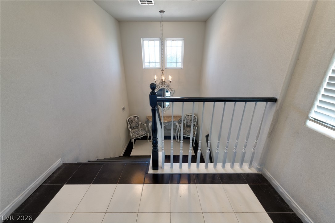 Photo 17 of 26, 29 Marble Apex Avenue