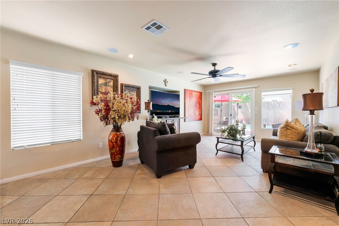 Photo 6 of 41, 9965 Baystone Street