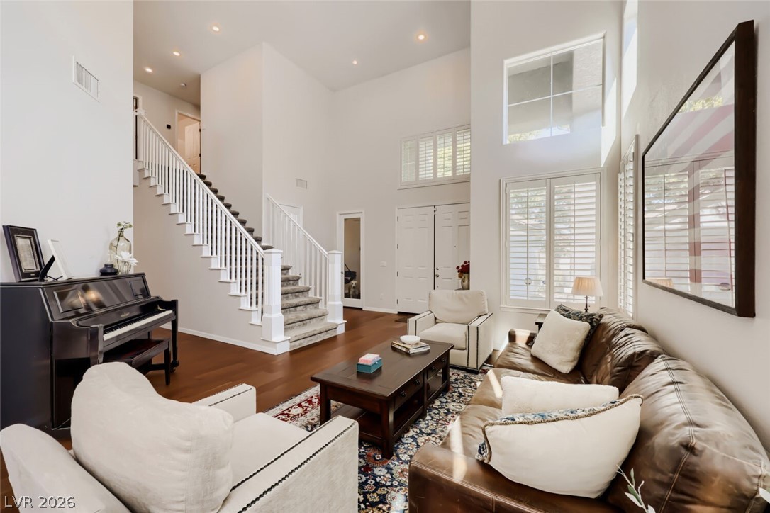 Photo 3 of 1366 Minuet Street