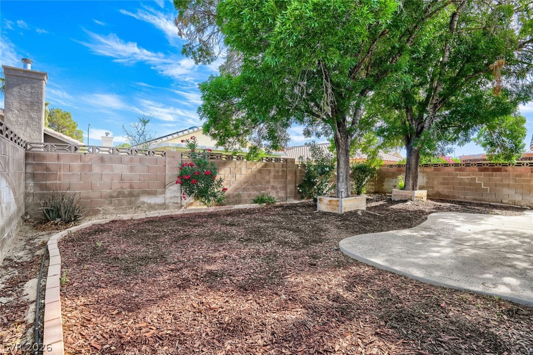 Photo 30 of 33, 7116 Overhill Avenue
