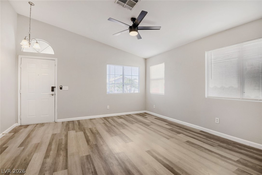 Photo 4 of 7116 Overhill Avenue