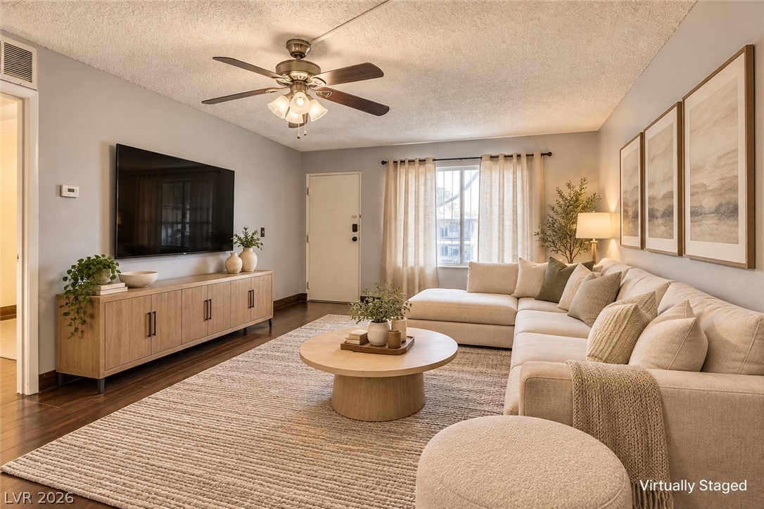 585 S Royal Crest Circle #20, Las Vegas 89169