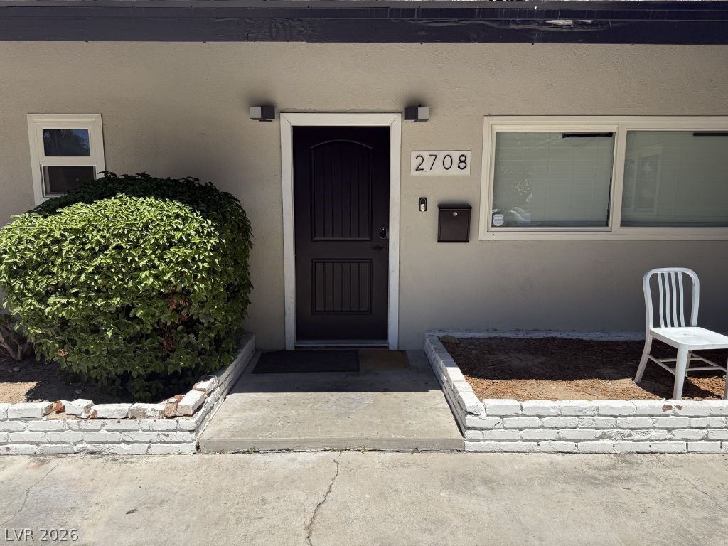 2708 W Oakey Boulevard, Las Vegas 89102