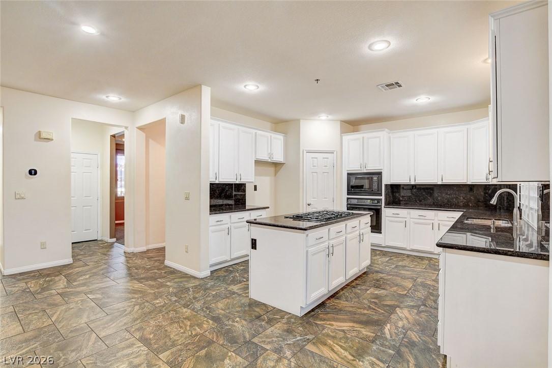 Photo 14 of 52, 10798 Chillingham Drive