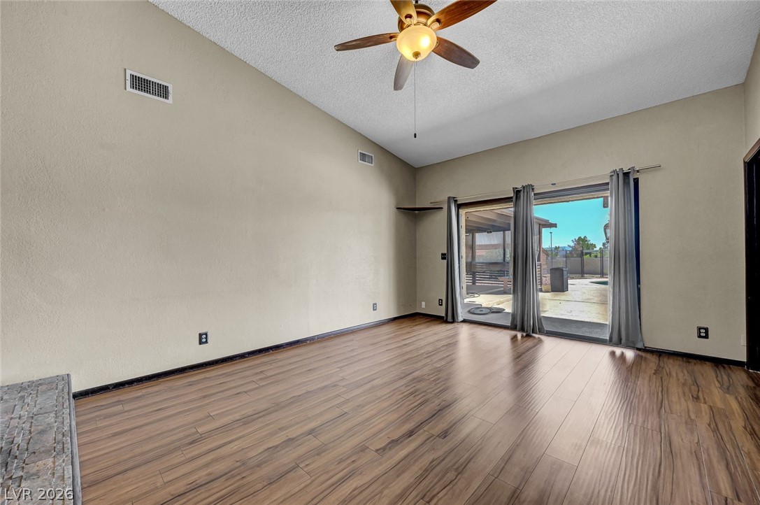 Photo 7 of 66, 6975 Obannon Drive