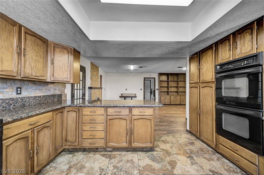 Photo 18 of 66, 6975 Obannon Drive