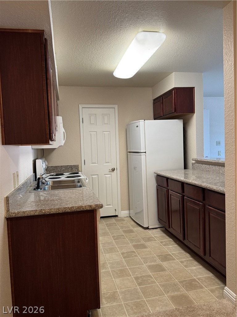 Photo 4 of 2606 S Durango Drive #235